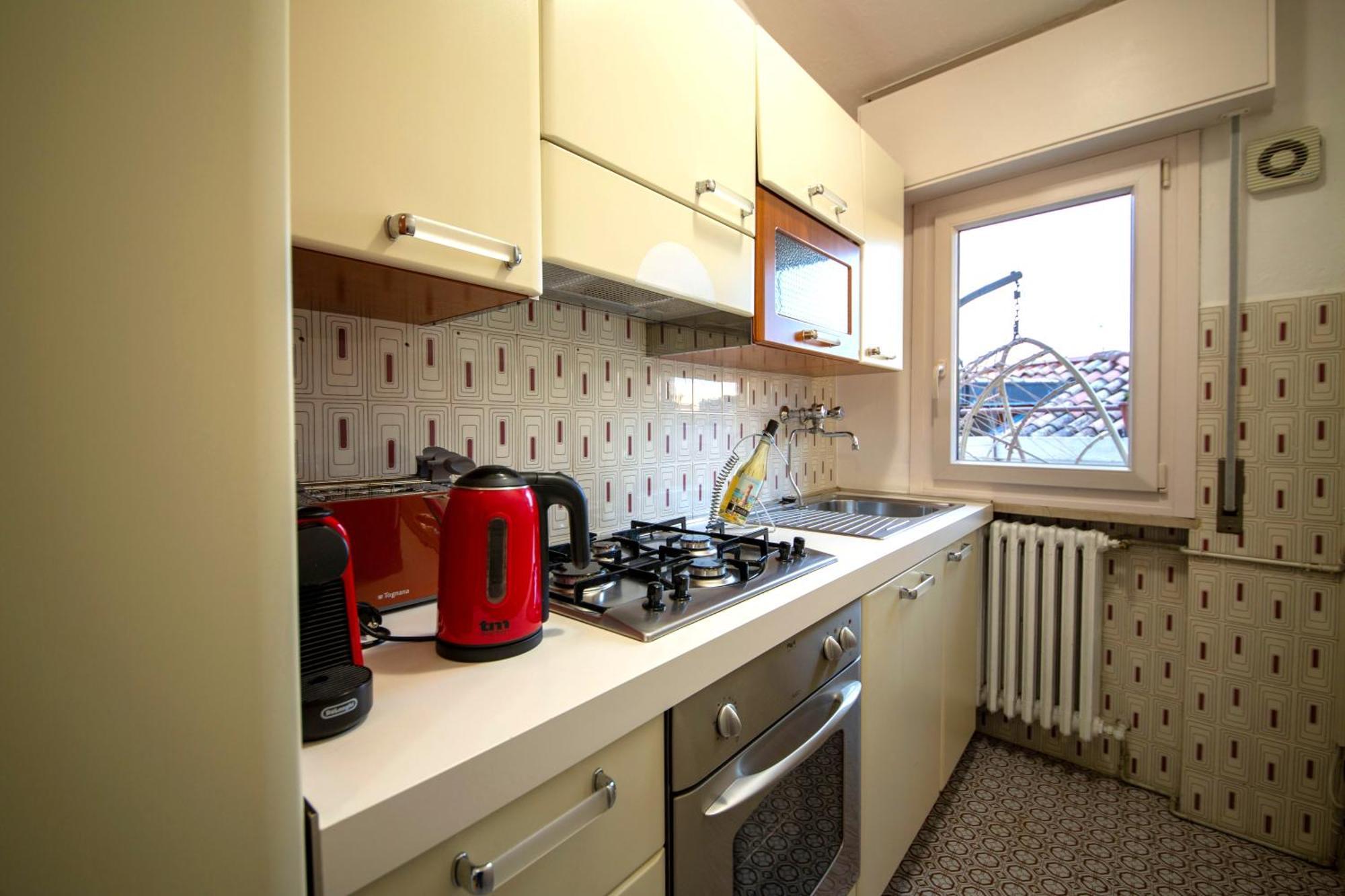 Sirmione4U - Domus By The Castle Apartamento Exterior foto