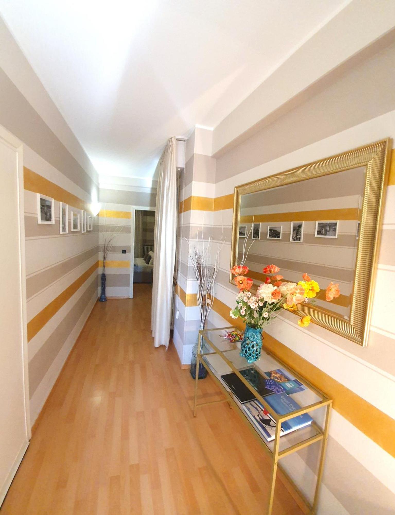 Sirmione4U - Domus By The Castle Apartamento Exterior foto